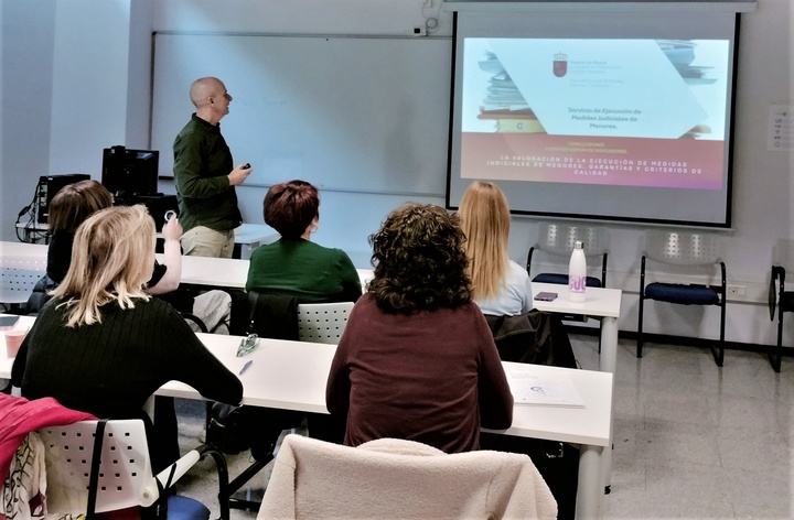 Imagen de una sesión de la CoP de medidas judiciales